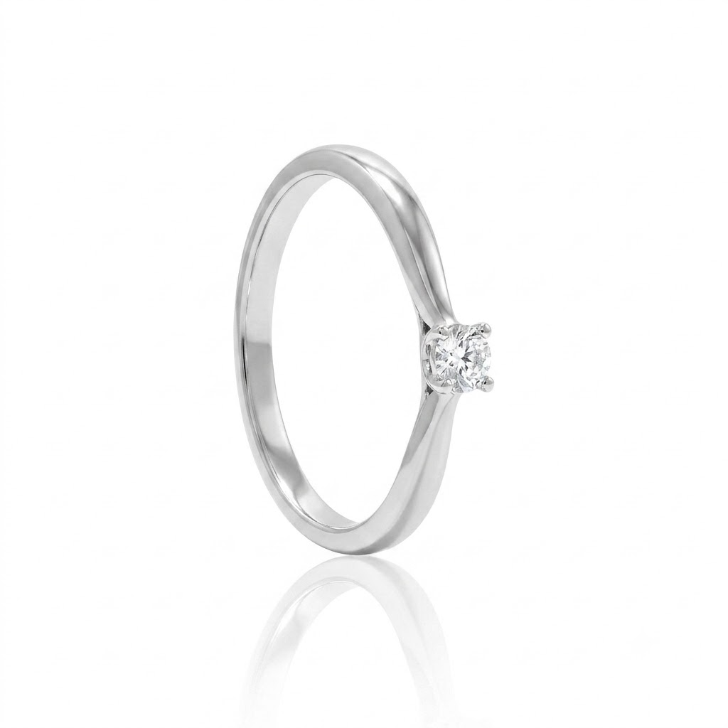 Oro blanco con diamante