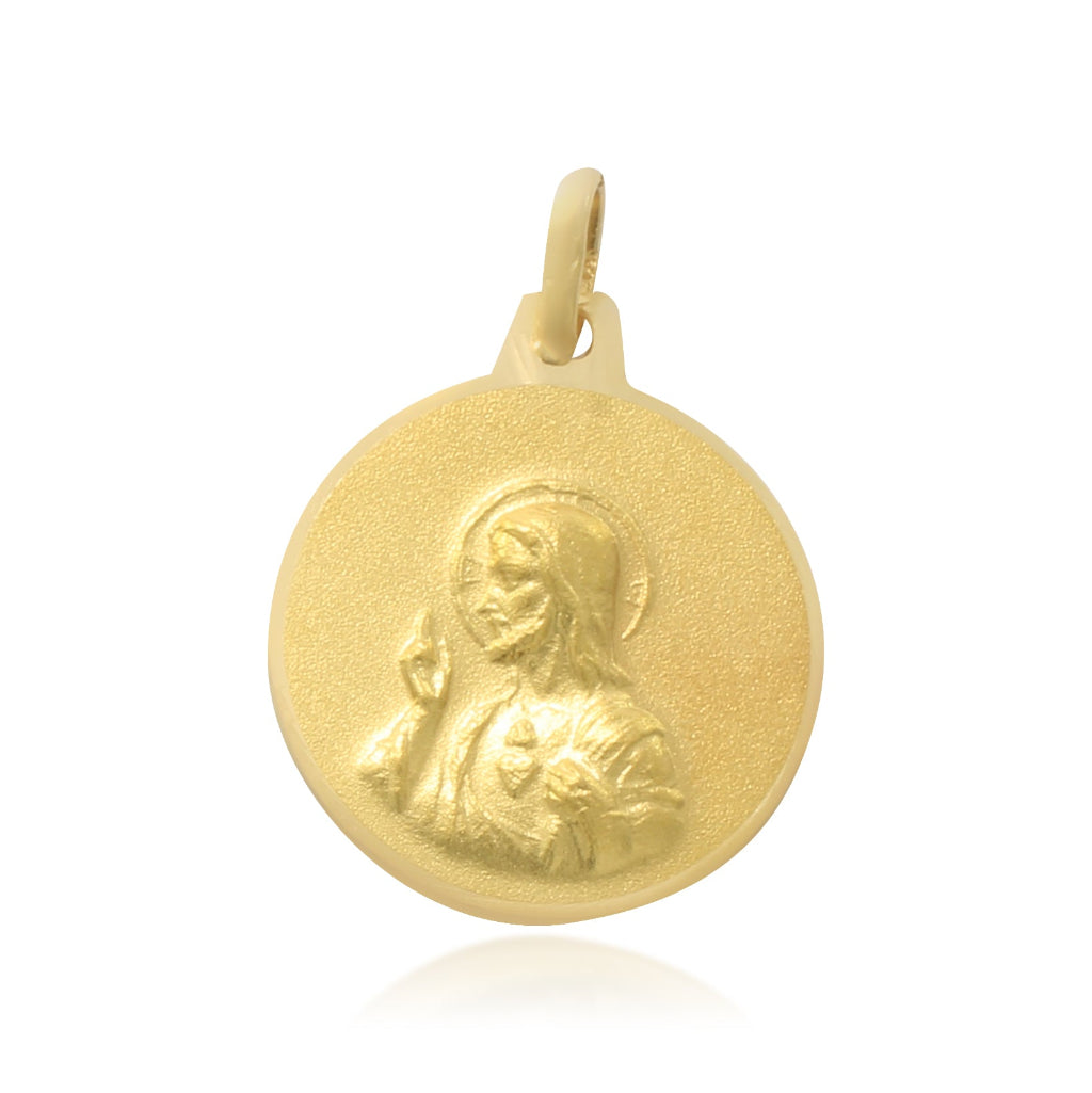 Colgante escapulario realizado en oro amarillo de 18 quilates matizado con borde liso. Escapulario con del Carmen y Sagrado Corazón.