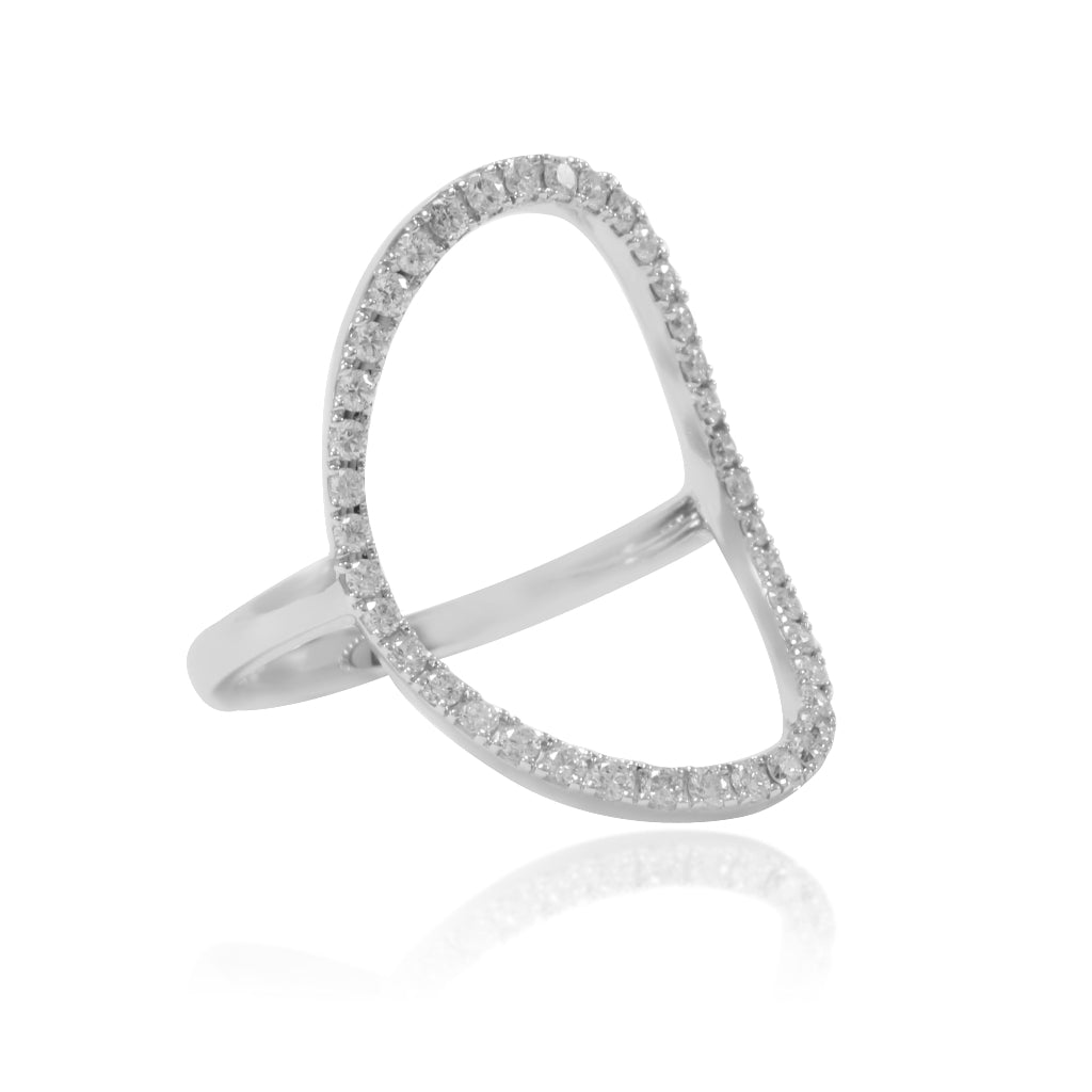 Anillo de oro blanco de 18k con diamantes