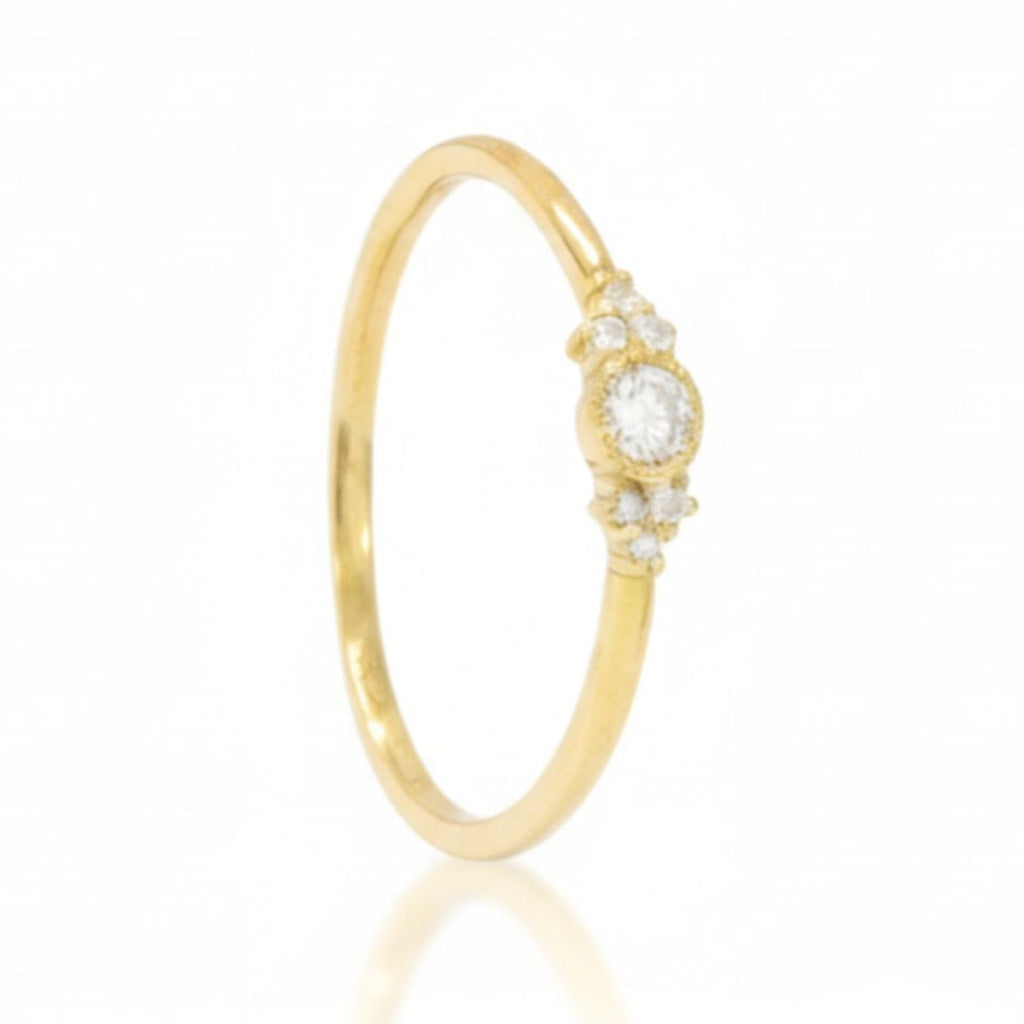 Anillo Oro Amarillo 18k con diamantes talla brillante