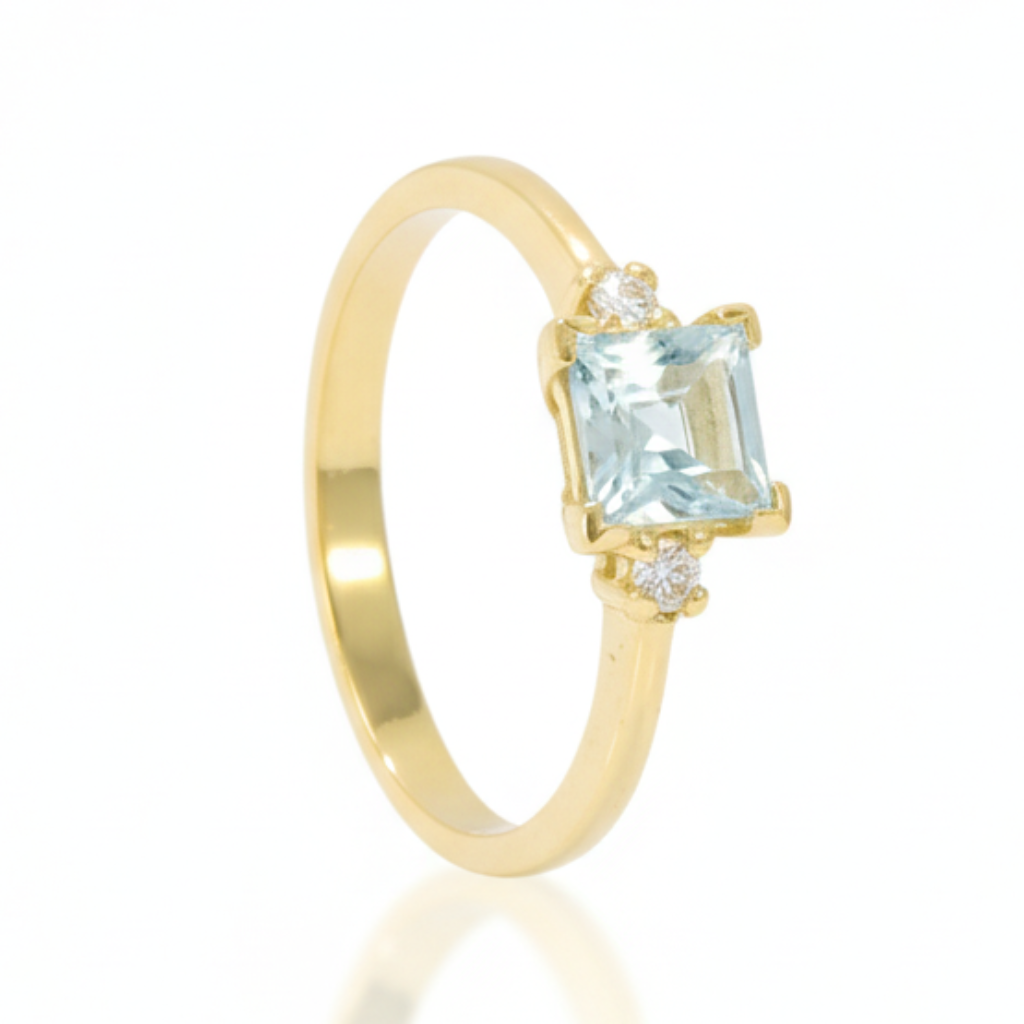 Anillo oro amarillo 18k con aguamarina y diamantes