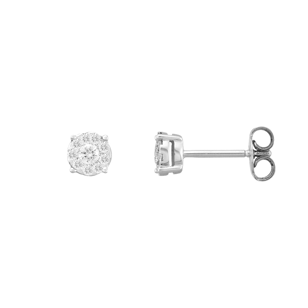 Pendientes en oro blanco de 18 quilates con un diamante central talla brillante y 9 diamantes talla brillante bordeándolo engastado en garras invisibles. Joyería Pamplona.