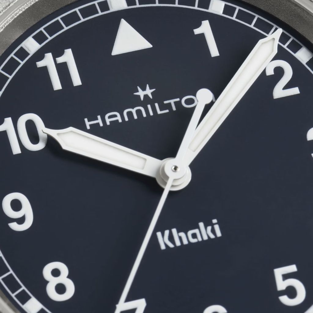 Hamilton Khaki Field Quartz 33 mm Negro