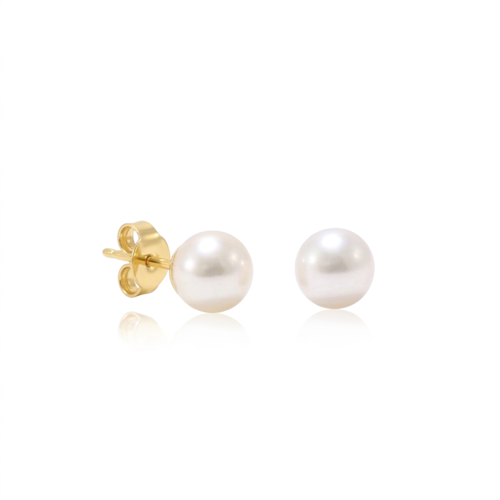 Pendientes de perla Akoya con pernio y presión en oro amarillo de 18 kt.