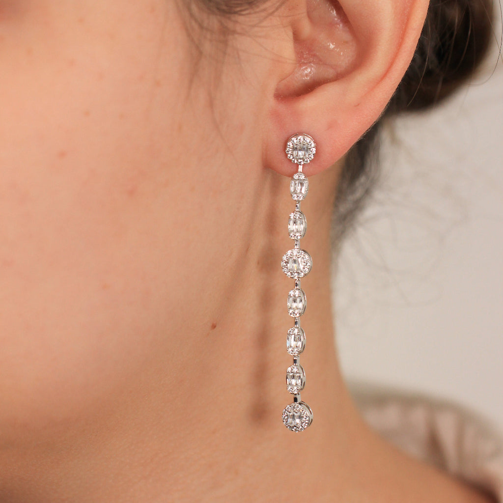 Pendientes de novia largos en plata de primera ley y circonitas