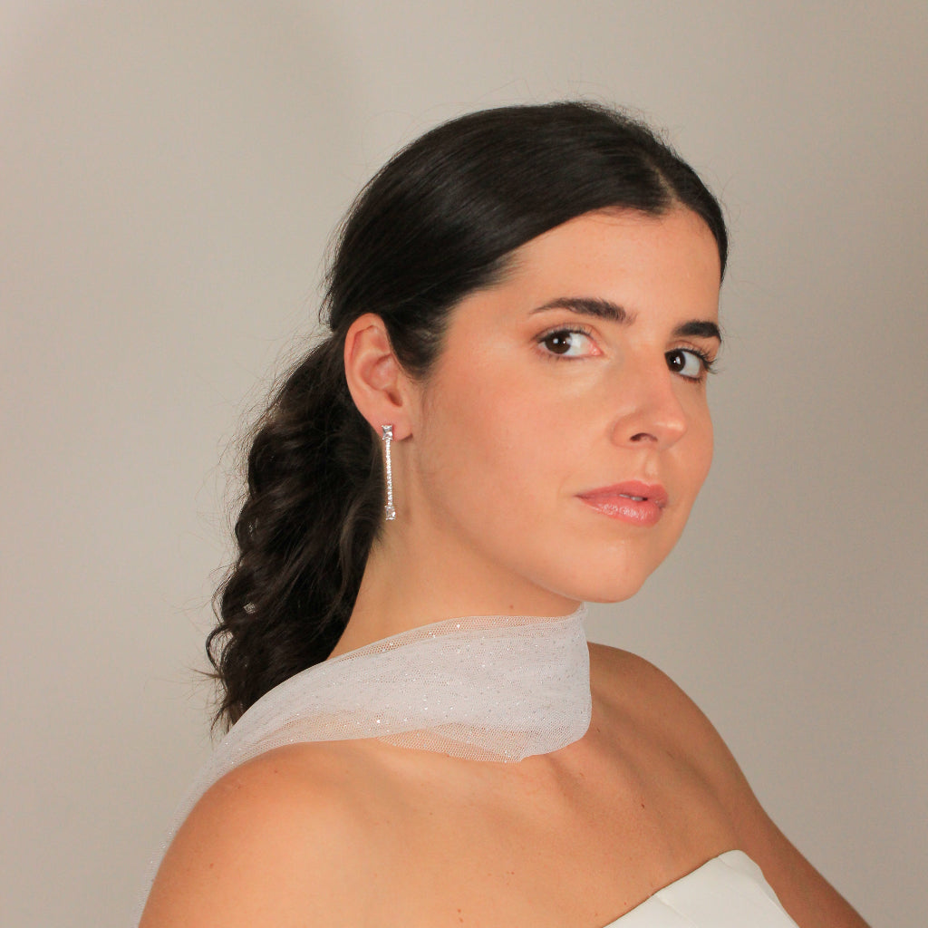 Pendientes largos de novia en plata de primera ley y circonitas