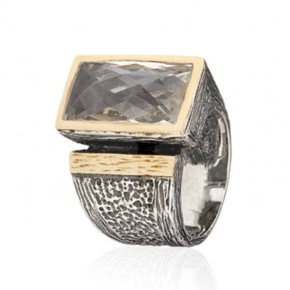 Anillo realizado en plata de primera ley (925) y oro 9 de quilates. Anillos plata en Pamploa