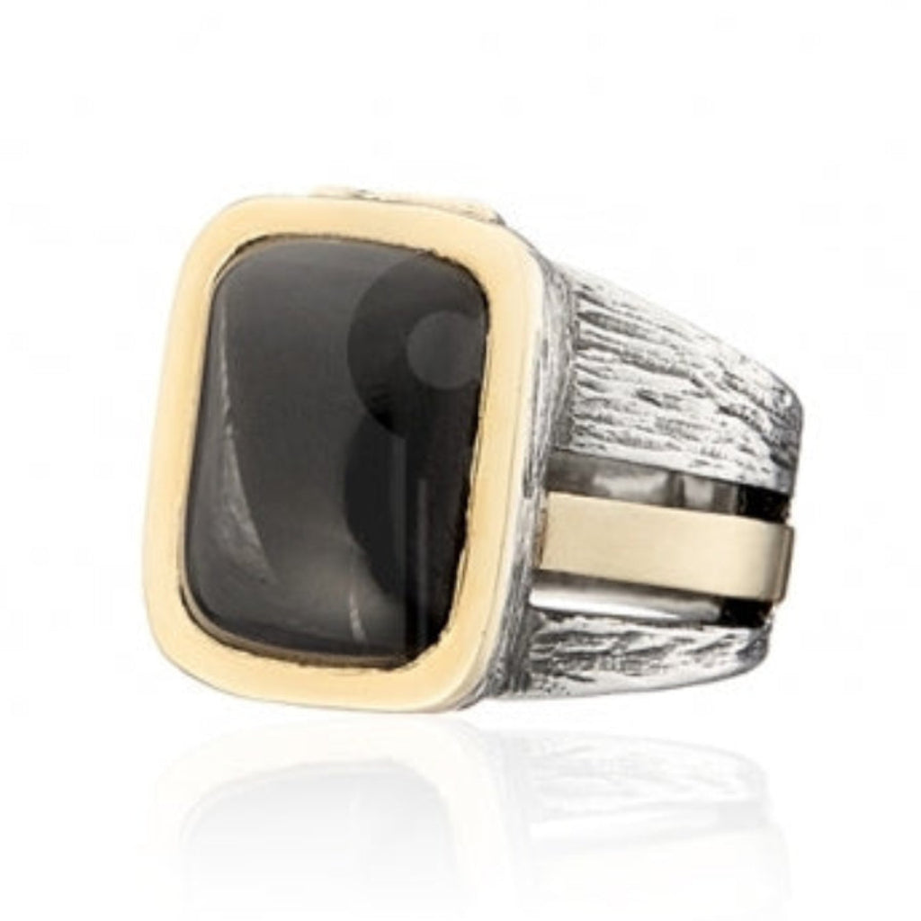 Anillo realizado en plata de primera ley (925) y oro 9 de quilates. Styliano Pamplona