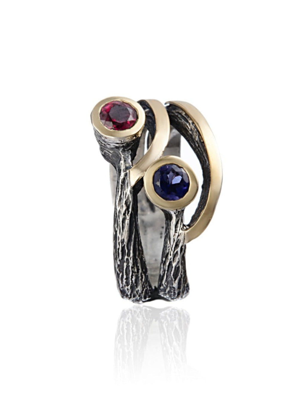 Anillo de plata de primera ley, oro de 9 quilates, rodonita e iolita. Colección Styliano Jewellery. Joyería Pamplona.