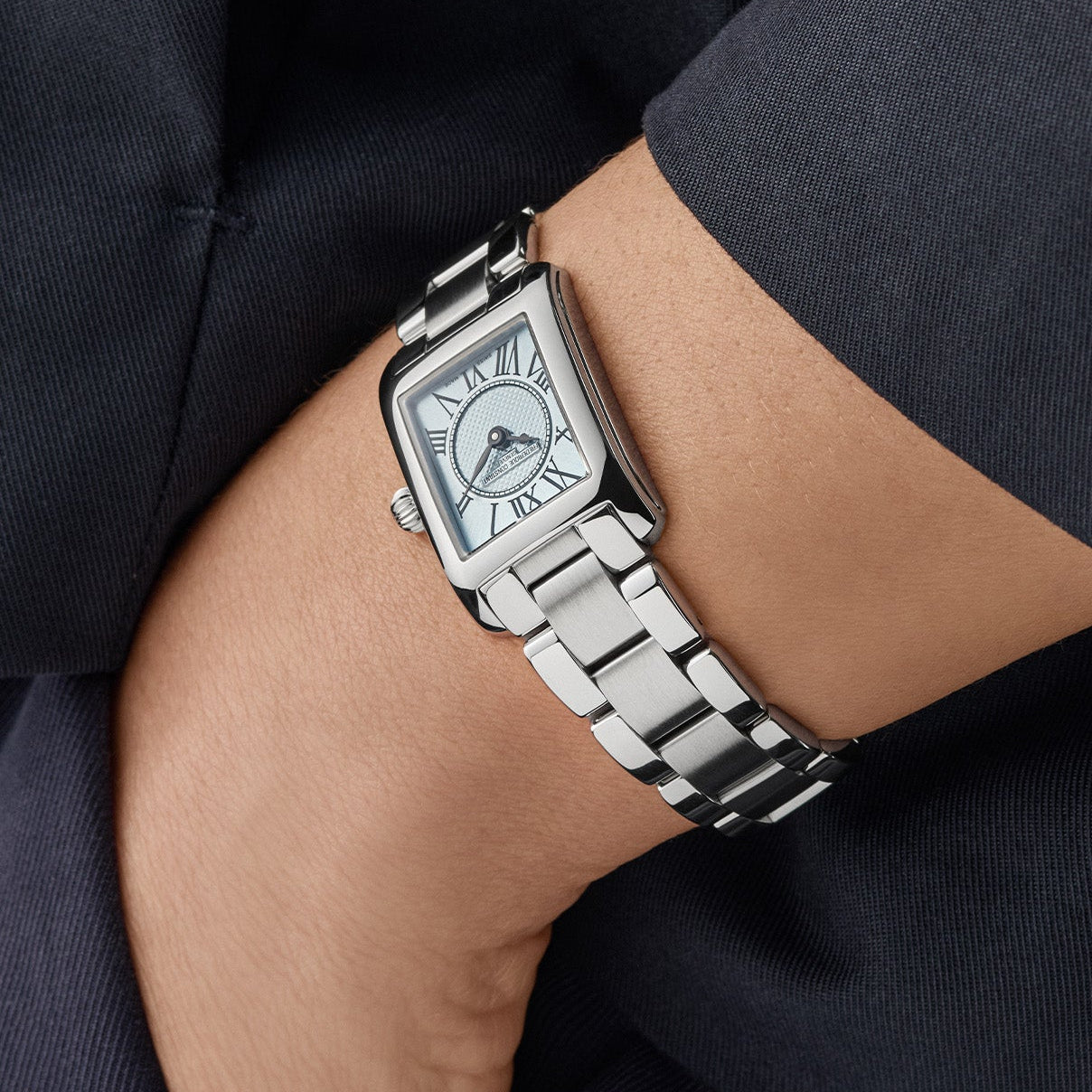 Frederique Constant Classics Carree Ladies 30x21