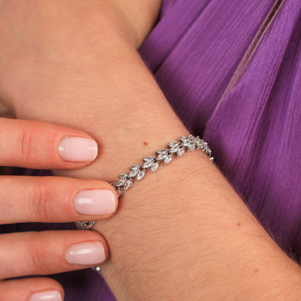 Pulsera de plata de primera ley con circonitas