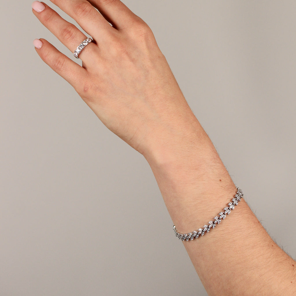 Pulsera de plata de primera ley con circonitas