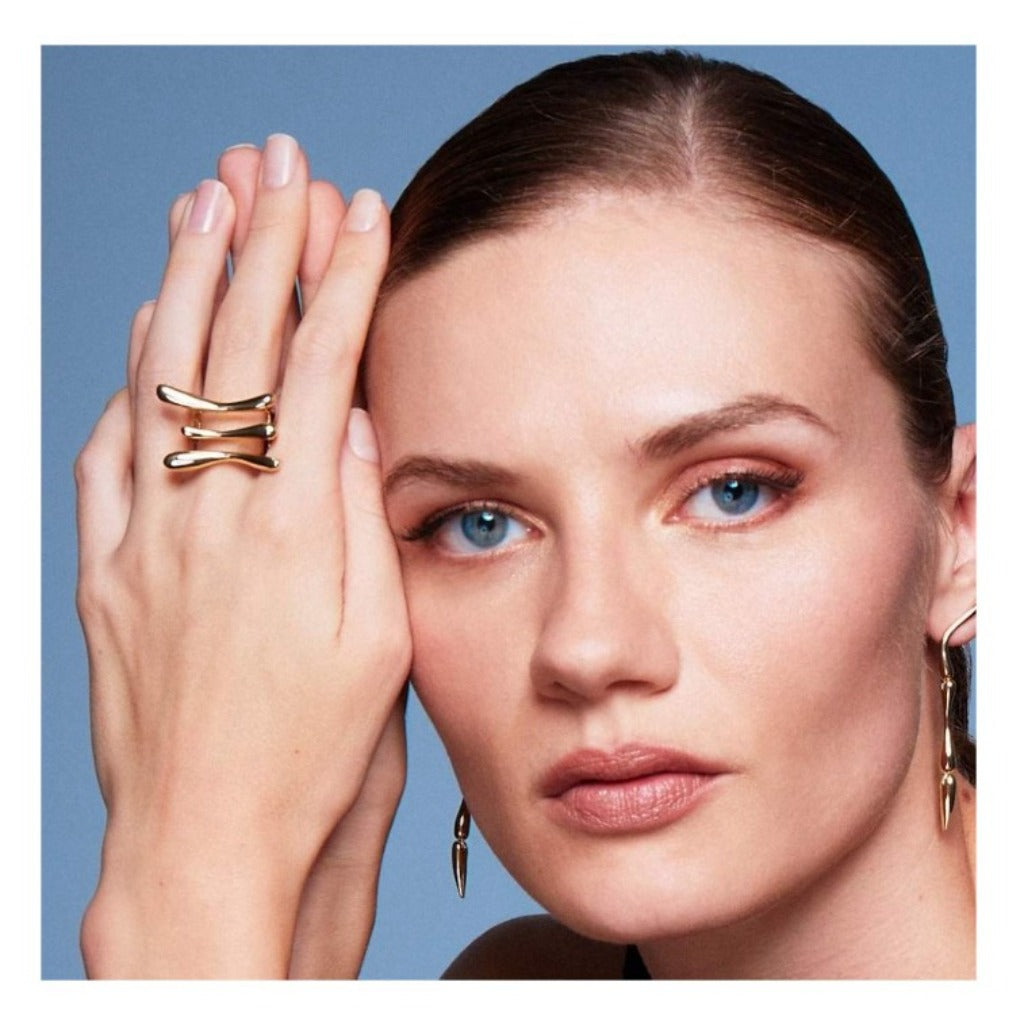 Anillo de plata de primera ley (925) chapada en oro amarillo de 18 quilates