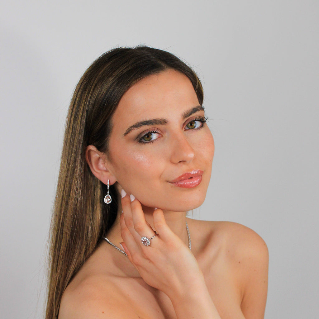 Pendientes de oro blanco de 18k con diamantes y morganita