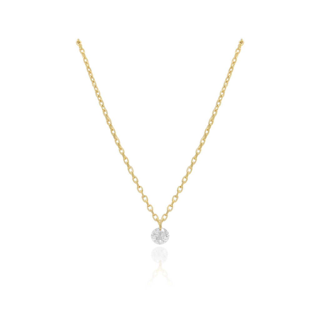 Collar con un diamante sin engastes para conseguir un efecto único