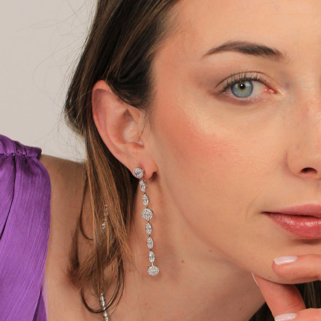 Pendientes de plata de primera ley con caída de circonitas