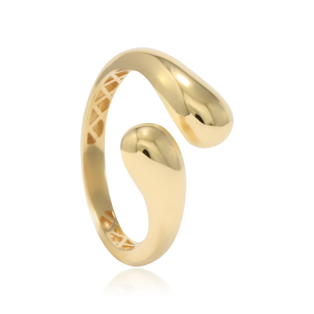 Sortija realizada en oro amarillo de 18 quilates con motivos de gotas.