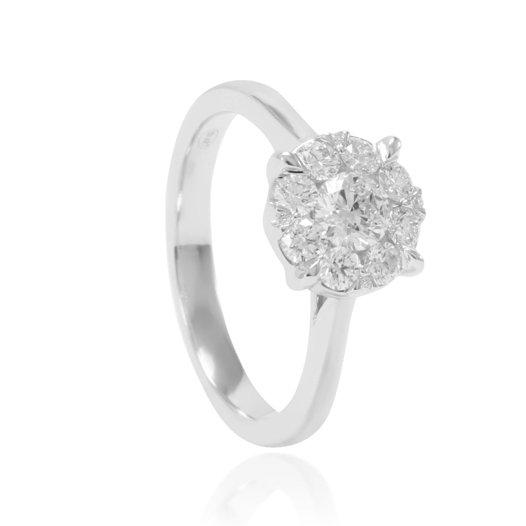 Sortija realizada en oro blanco de 18 quilates con diamantes. Joyería Pamplona