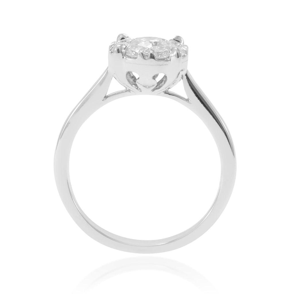 Sortija realizada en oro blanco de 18 quilates con diamantes. Joyería Pamplona