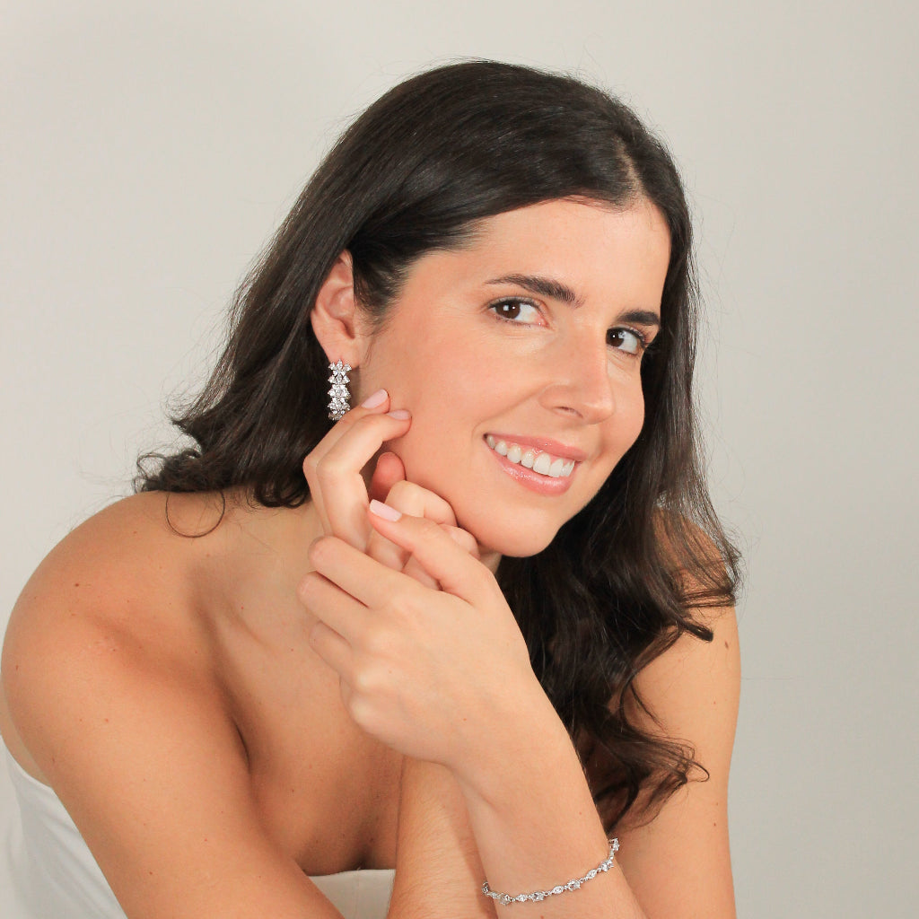 Pendientes de aro de novia en plata de primera ley con circonitas