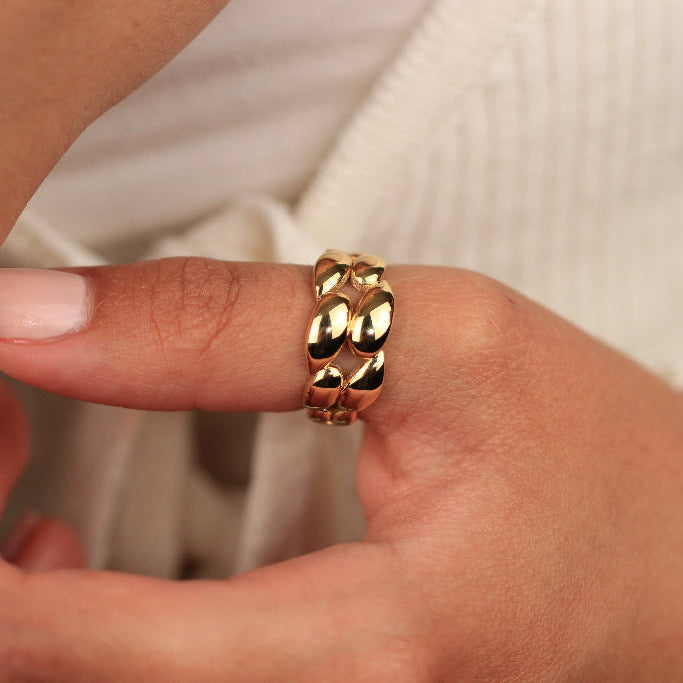 Anillo oro amarillo 18k con motivos ovalados