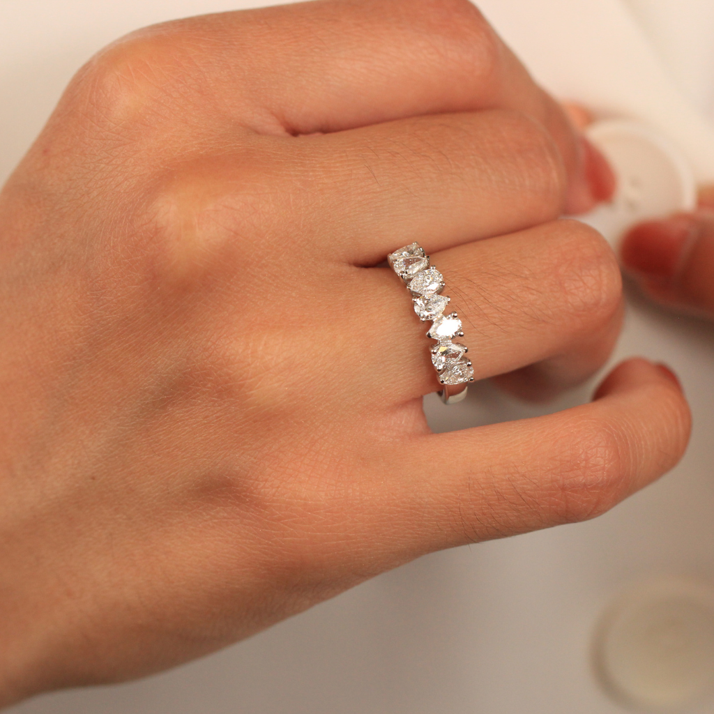 Jone ring 0.27cts