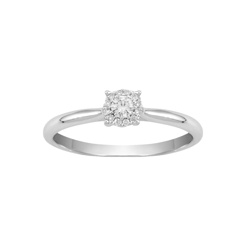 Sortija roseta en oro blanco de 18 quilates con un diamante central y 12 diamantes rodeándolo. Joyería Pamplona.