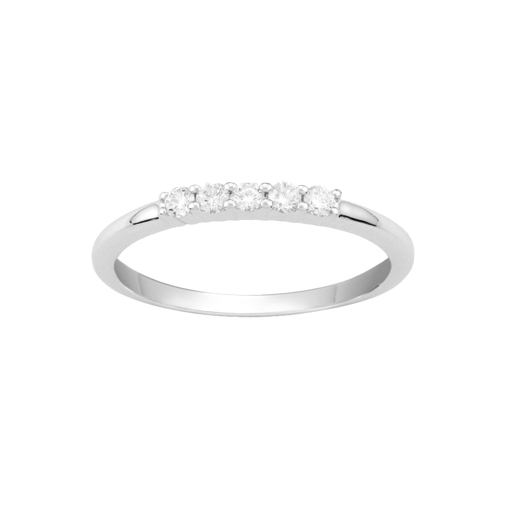 Sortija cinquillo en oro blanco de 18 quilates con 5 diamantes engarzados en garras. Joyería Pamplona.