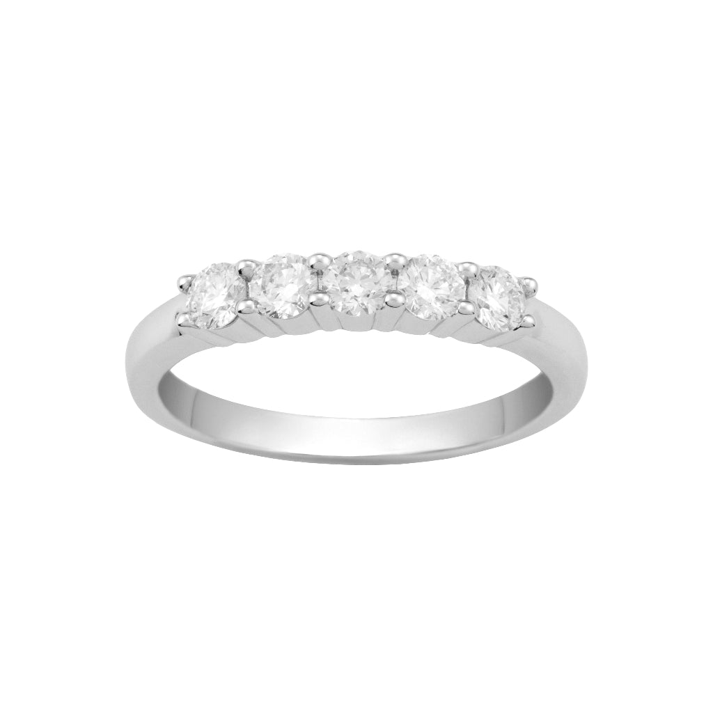 Sortija cinquillo en oro blanco de 18 quilates con 5 diamantes engarzados en garras. Joyería Pamplona.