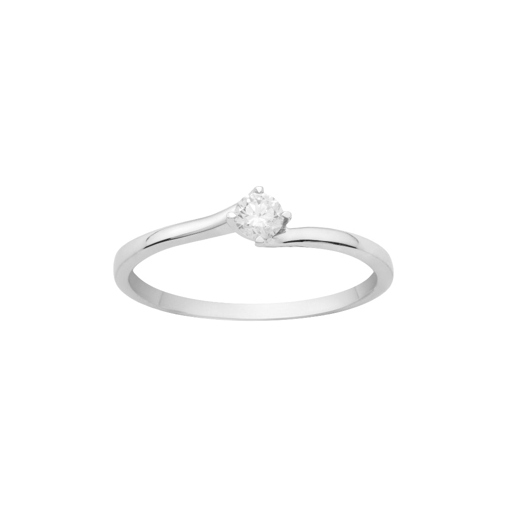 Sortija solitario en oro blanco de 18 quilates con un diamante en garras. Joyería Pamplona.