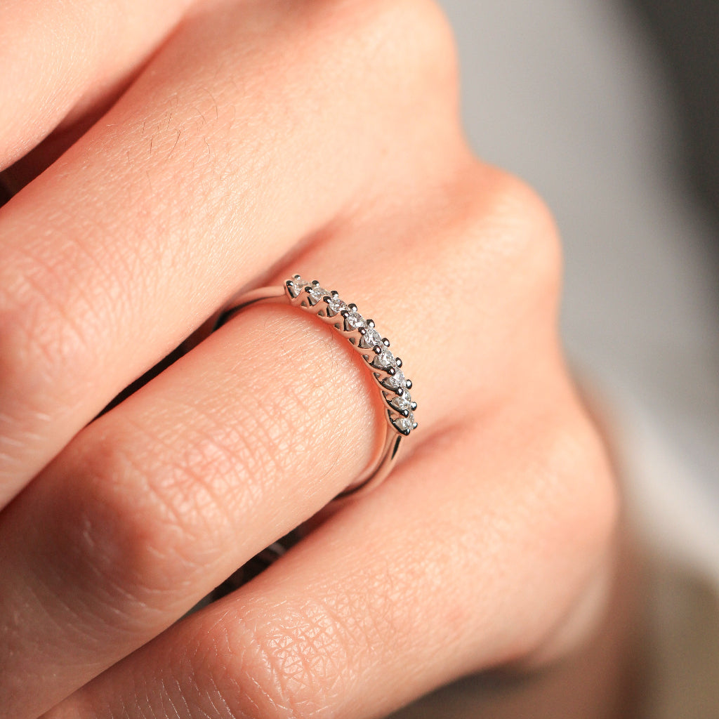 Sortija de pedida oro blanco 18k con diamantes