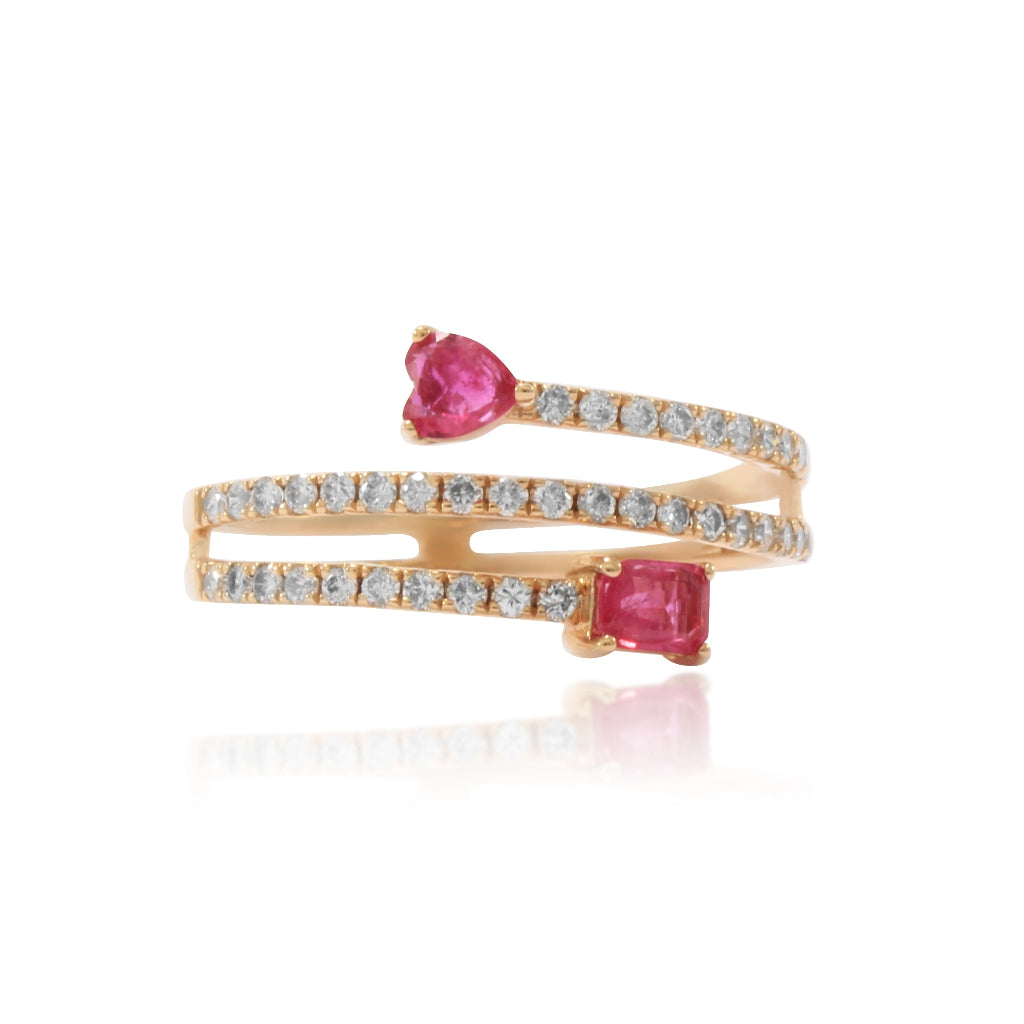 Anillo con diamantes y zafiro rosa