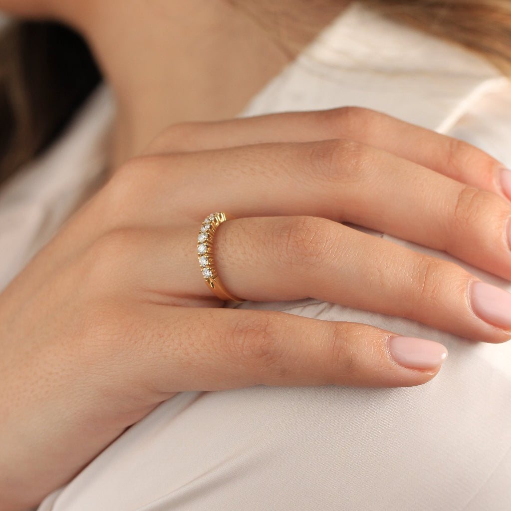 Sortija media alianza oro amarillo 18k