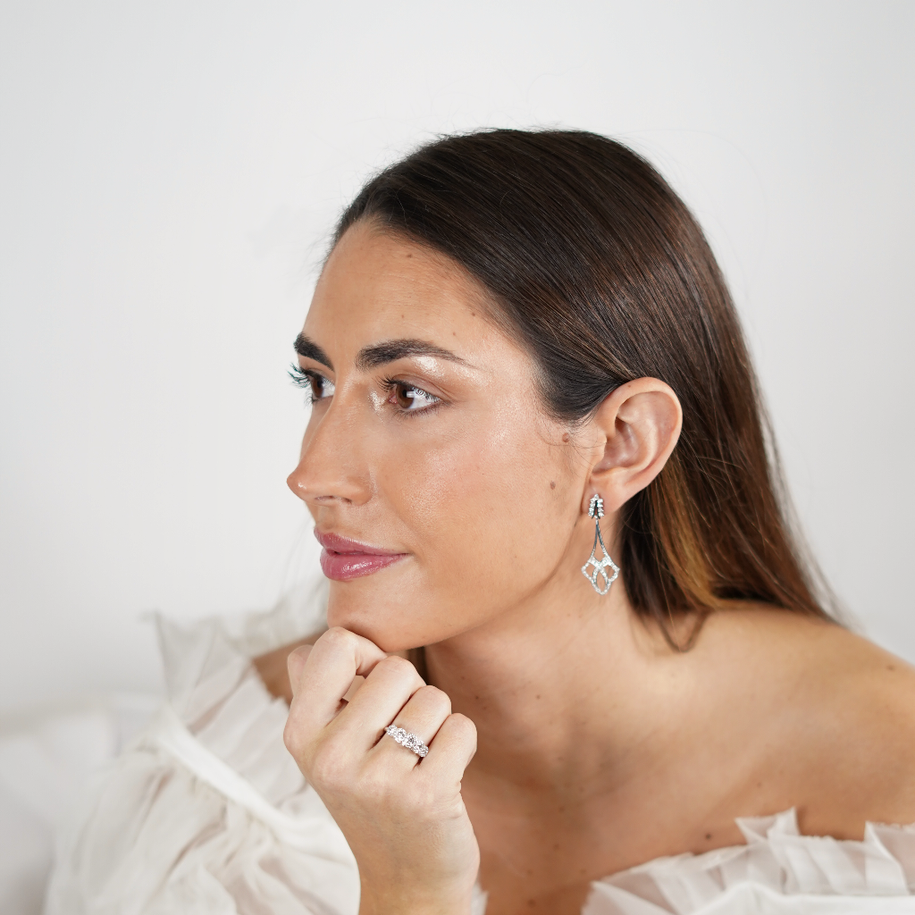 Sortija oro blanco 18k con diamantes