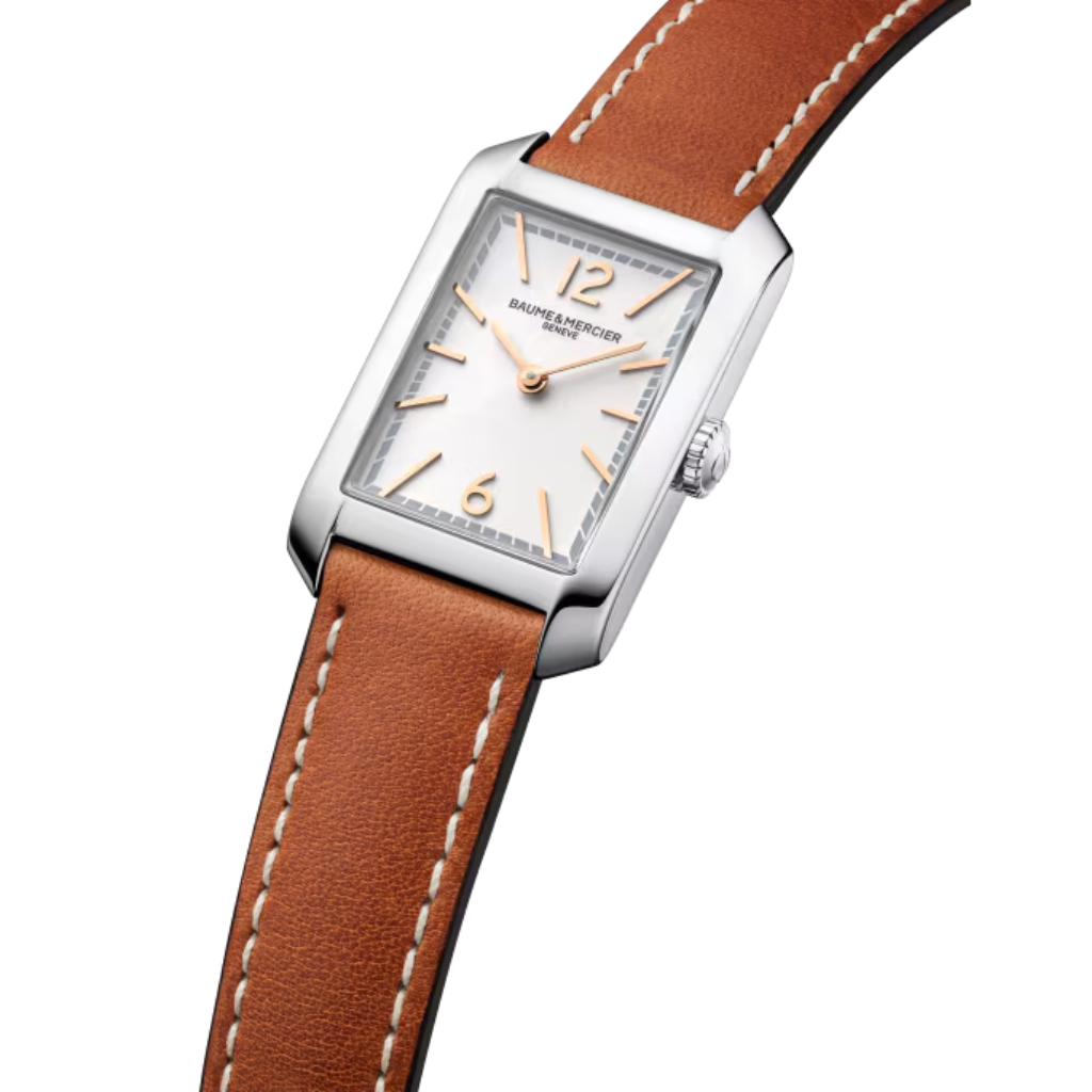 Reloj para mujer Baume &amp; Mercier Hampton de cuarzo, con caja rectangular de acero, esfera plateada y correa de piel de becerro marrón claro. Swiss Made.