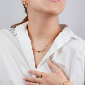 Collar de oro de 18kt con formas redondas joyería pamplona