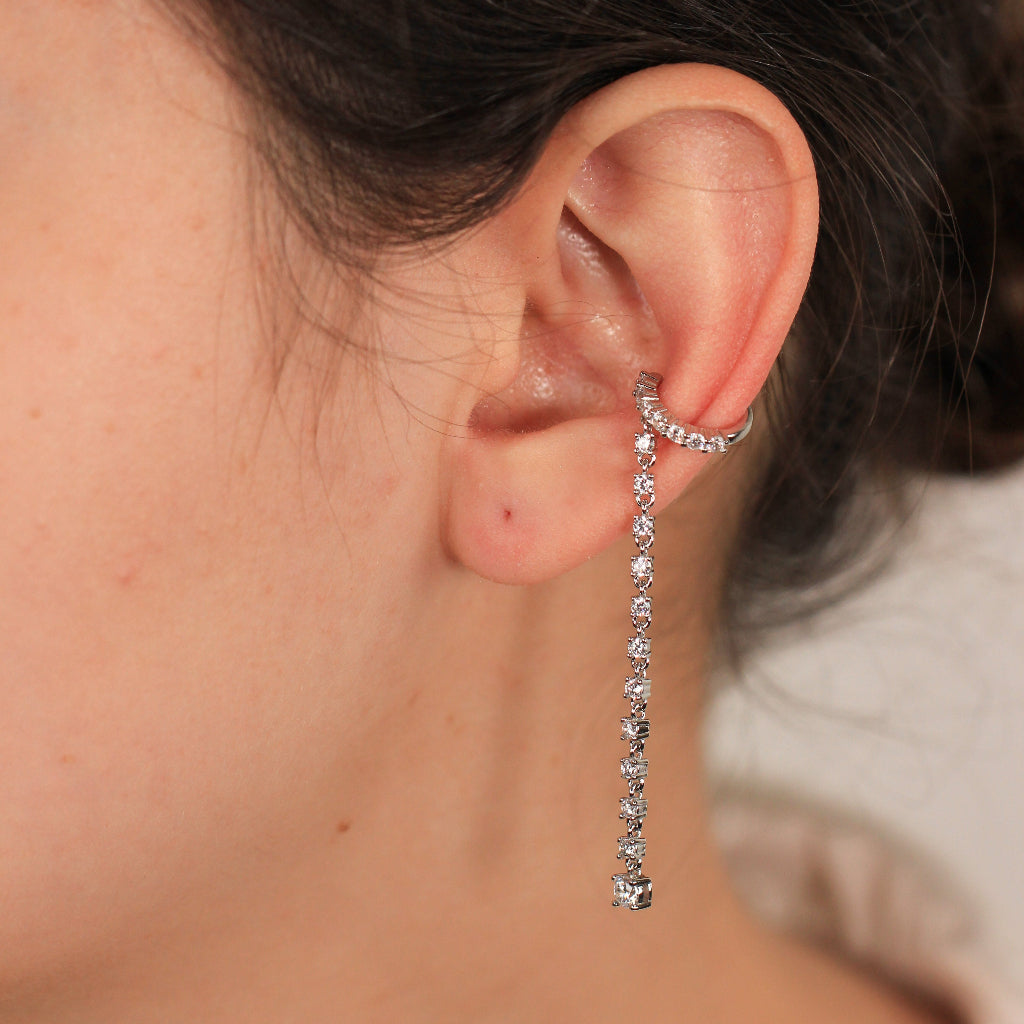 Earcuff en plata de primera ley y circonitas