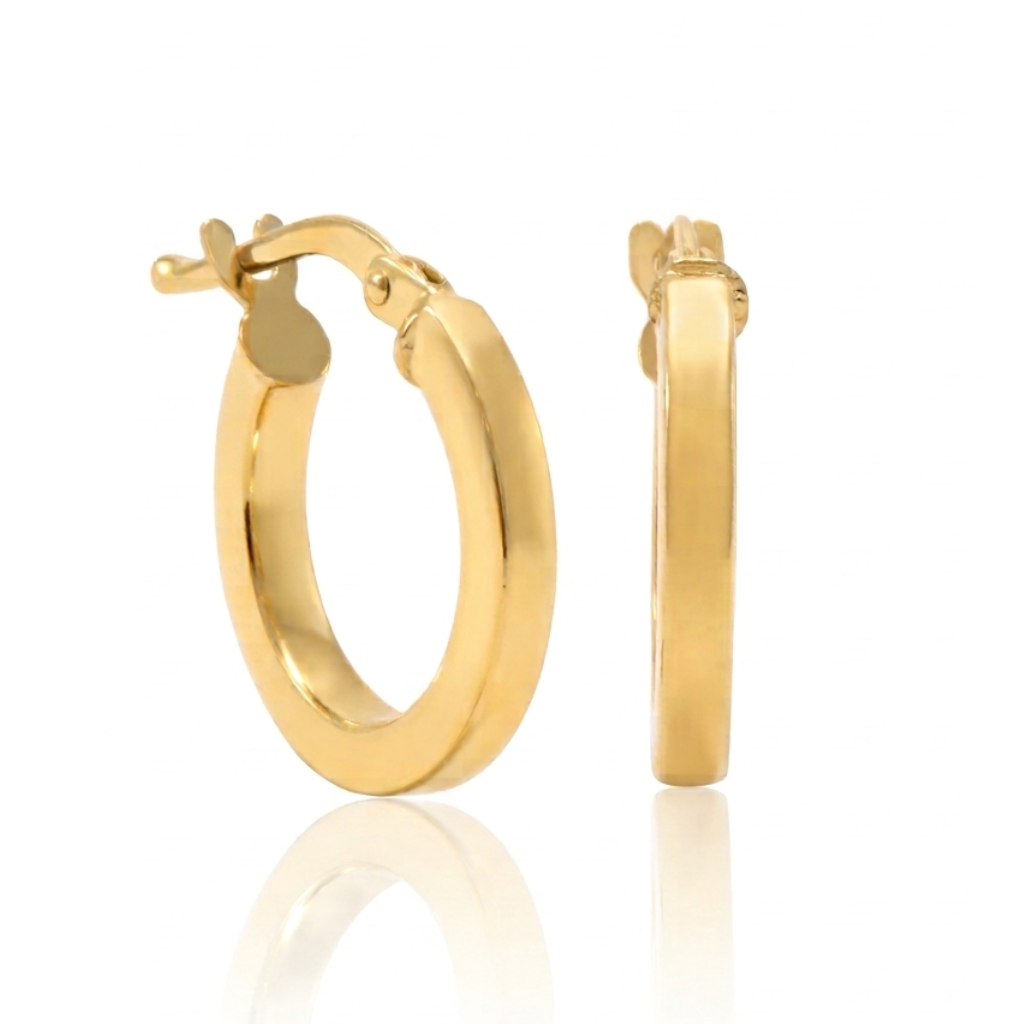 Pendientes de aro en oro amarillo de 18 quilates.