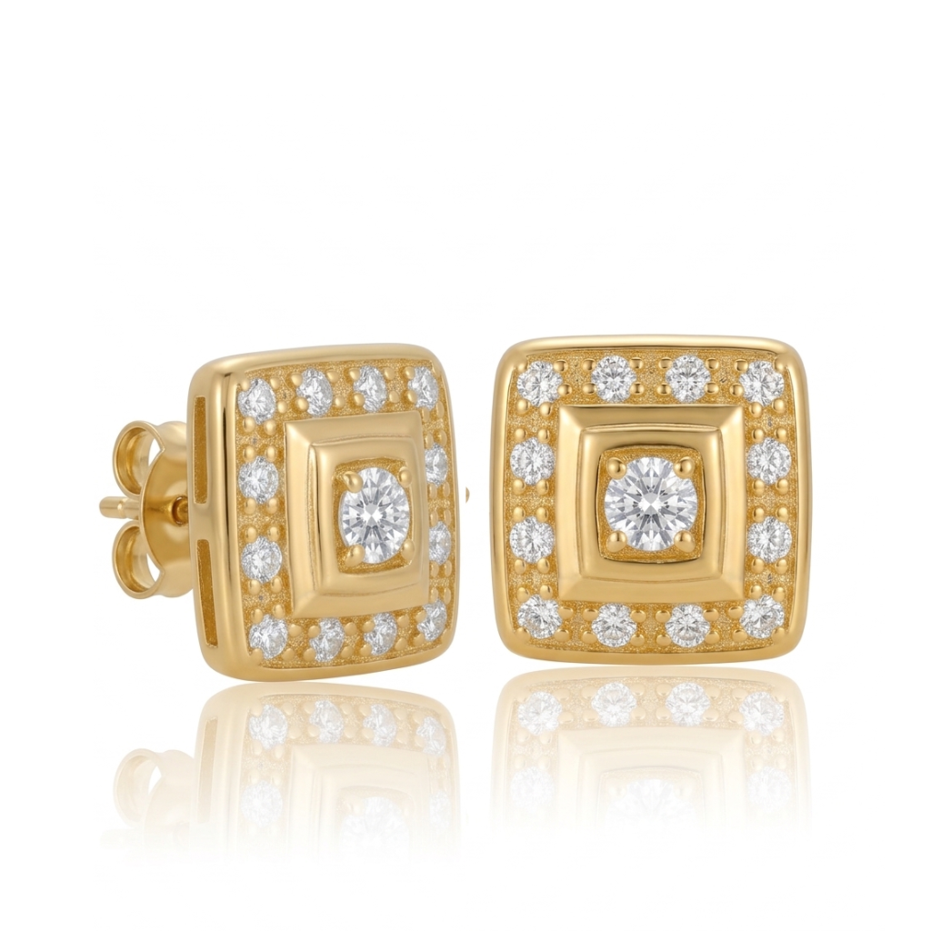 Pendientes realizados en oro amarillo de 18 quilates con diamantes talla brillante de 0,39cts. en total.