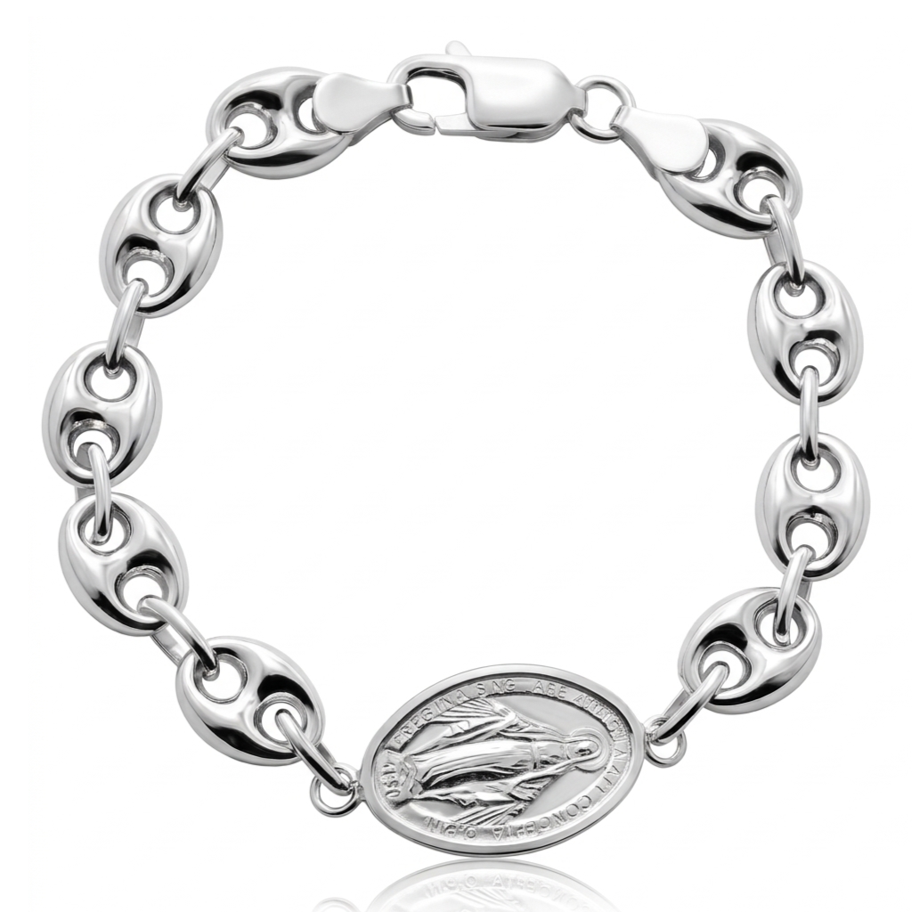 Pulsera realizada en plata de primera ley (925). La medalla Milagrosa representa en su anverso a la Virgen María derramando gracias y en su reverso la simbología de la Redención a través de la cruz entrelazada con la 'M', las doce estrellas y los corazones de Jesús y María.