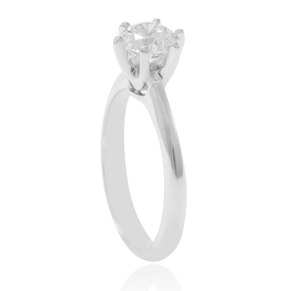 Sortija de pedida de mano oro blanco uy diamante