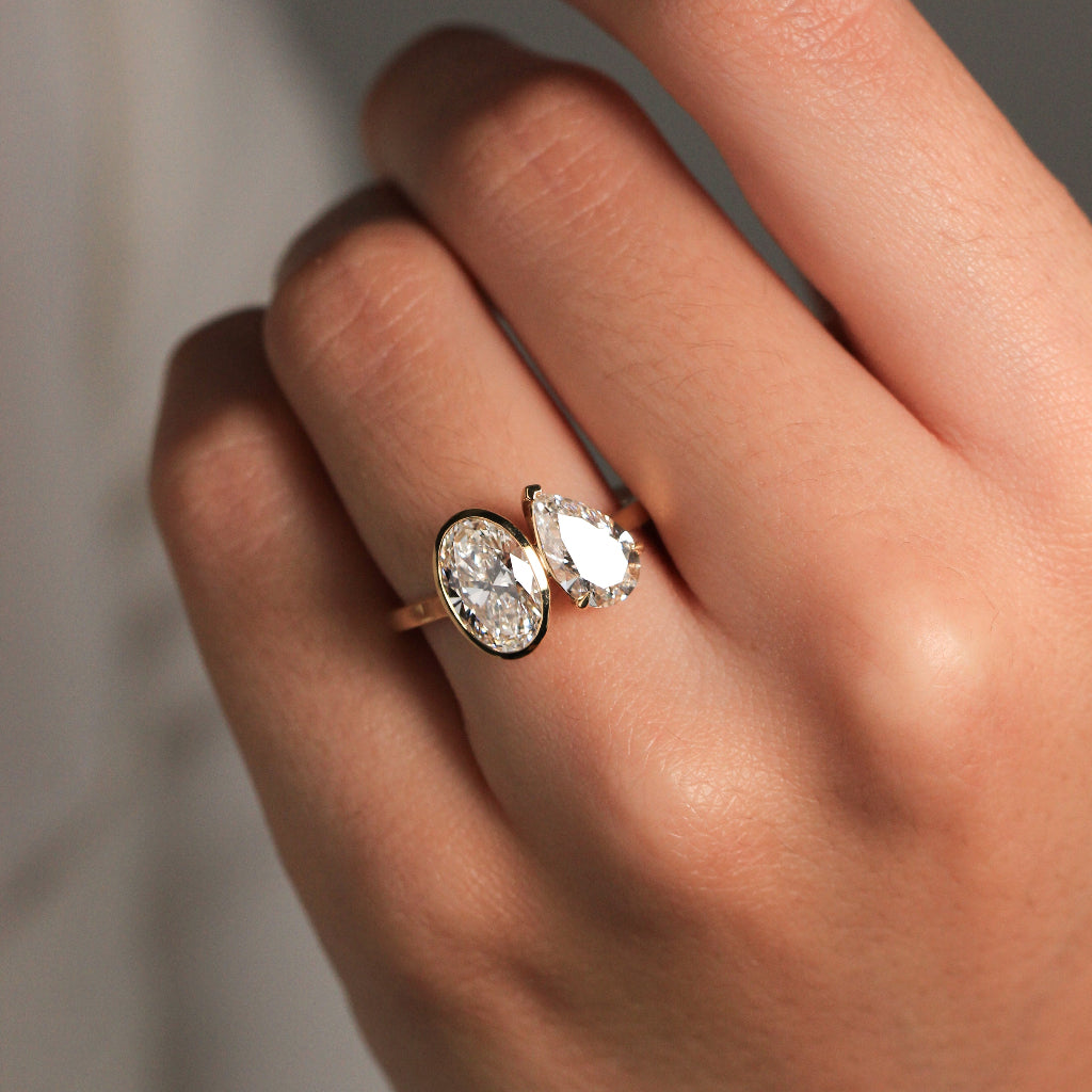 Anillo pedida oro amarillo y diamantes