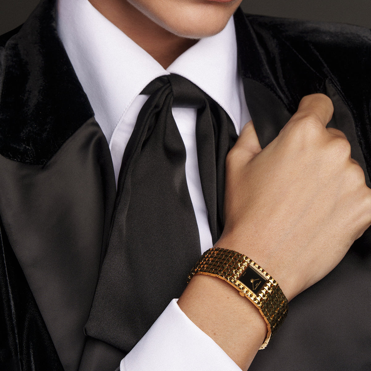 Frederique Constant Classics Manchette Black 20x25