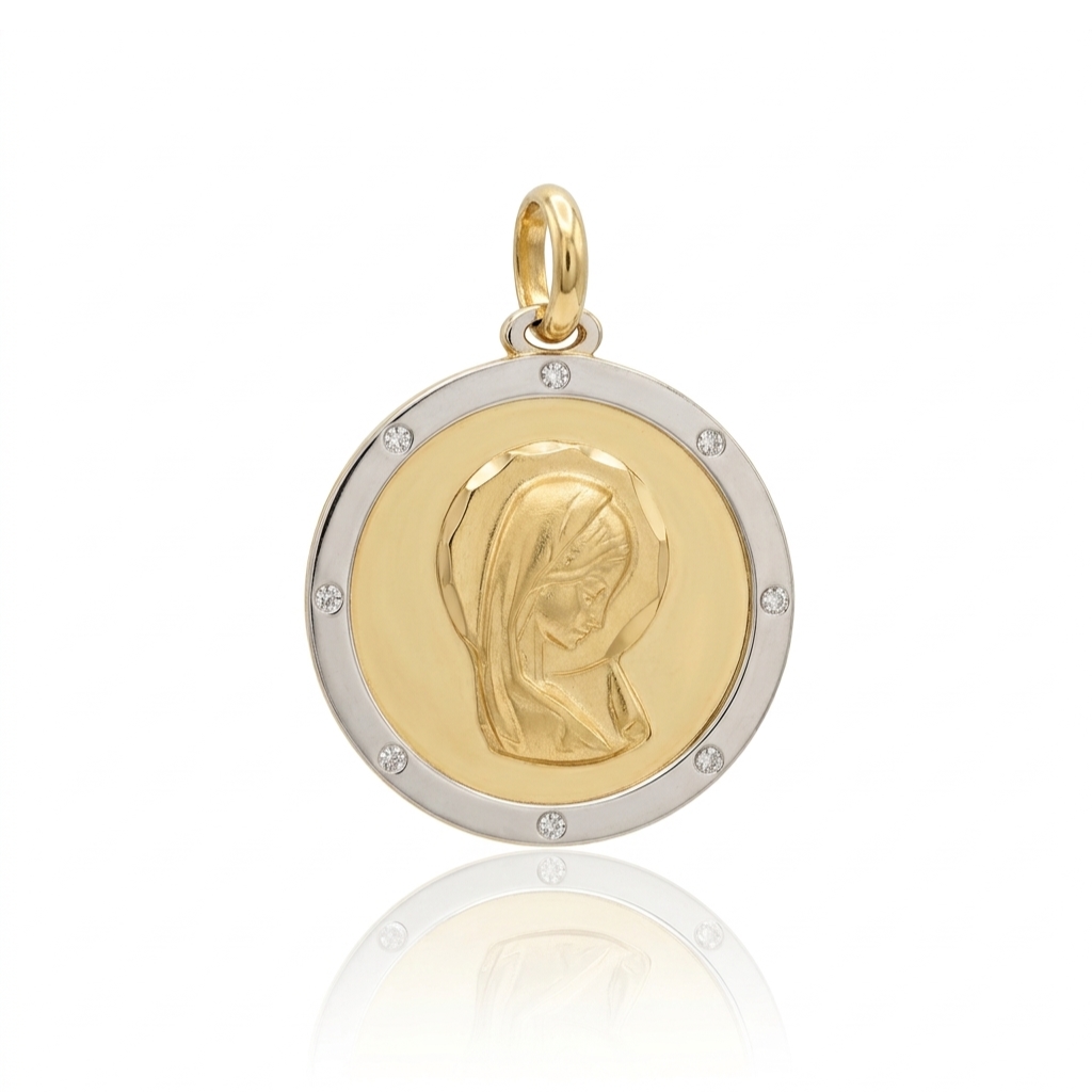 realizado en oro de 18k y circonitas