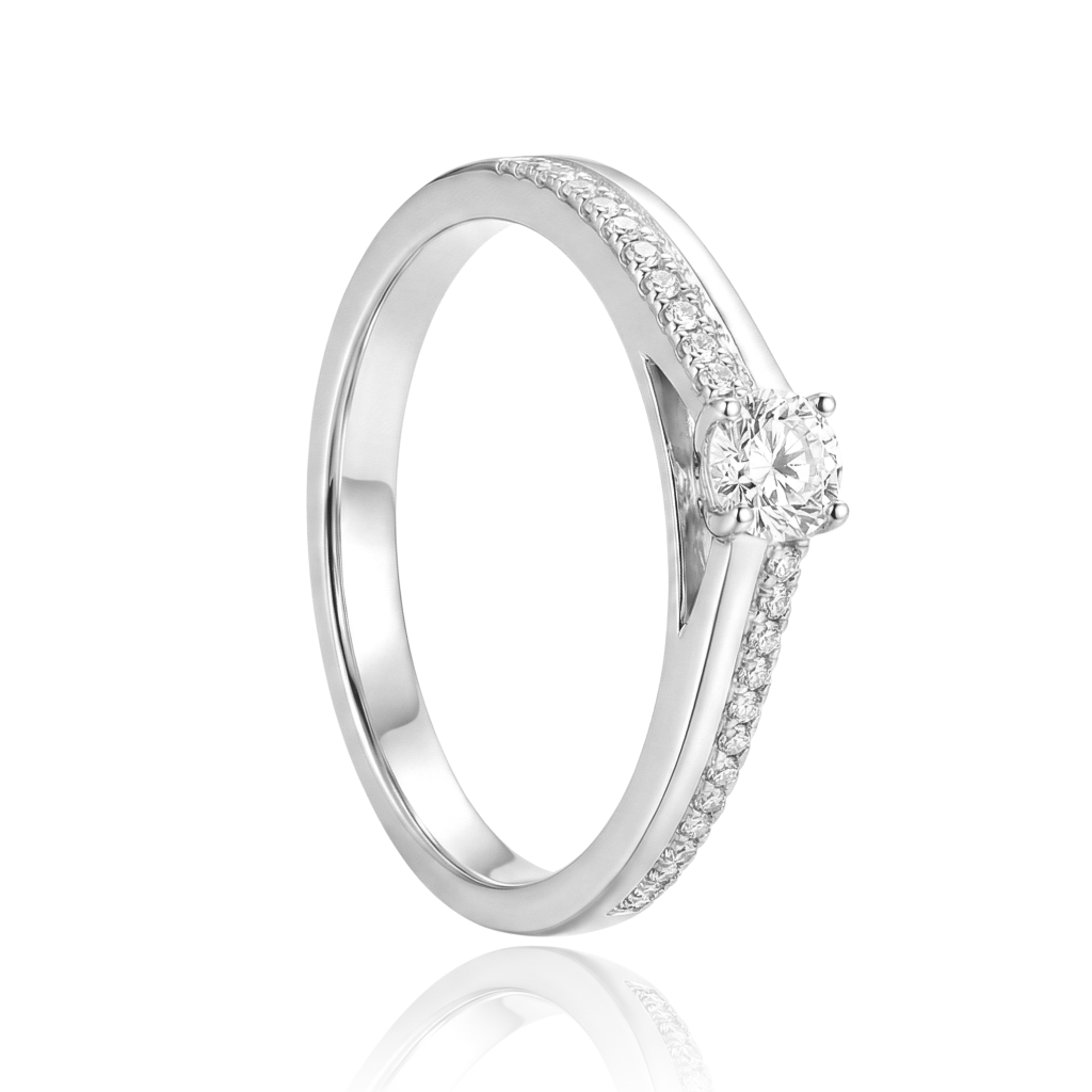 anillo compromiso oro blanco con diamante y brazo doble engastado con diamantes