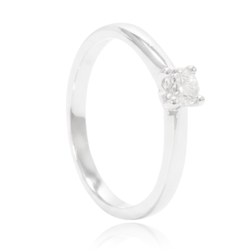 anillo compromiso oro blanco de 18 quilates con un diamante solitario