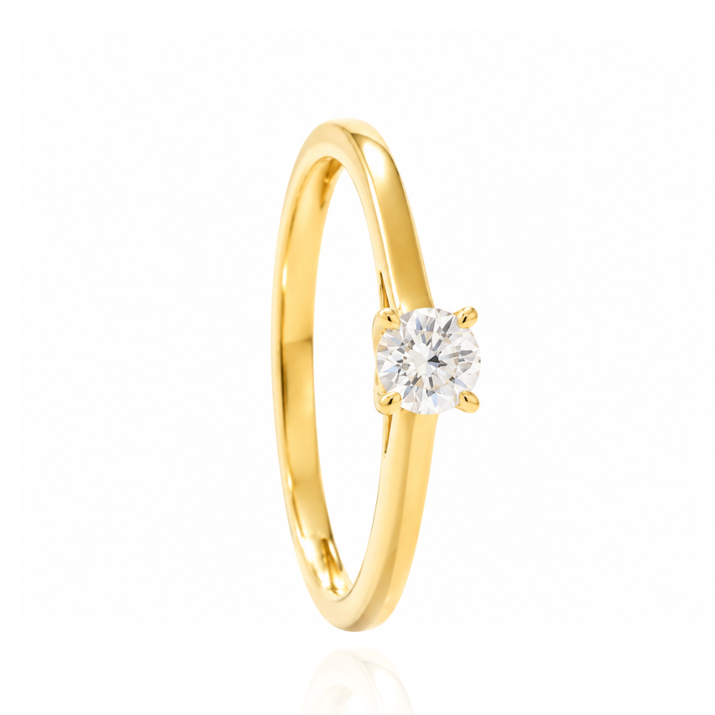 Anillo solitario de oro amarillo de 9 quilates con diamante de laboratorio de 0,25 ct talla brillante.