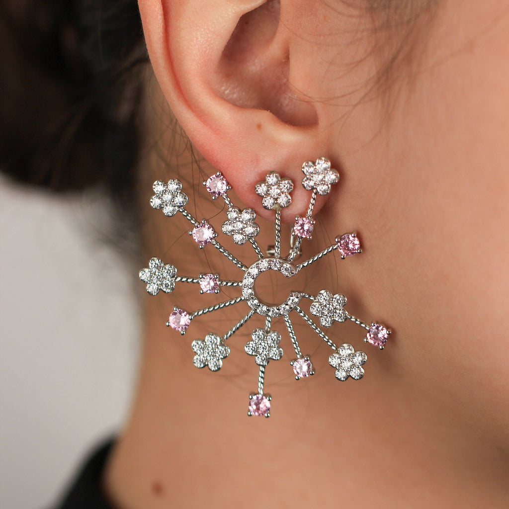 Pendientes en forma de flor en plata de primera ley con circonitas rosas florales