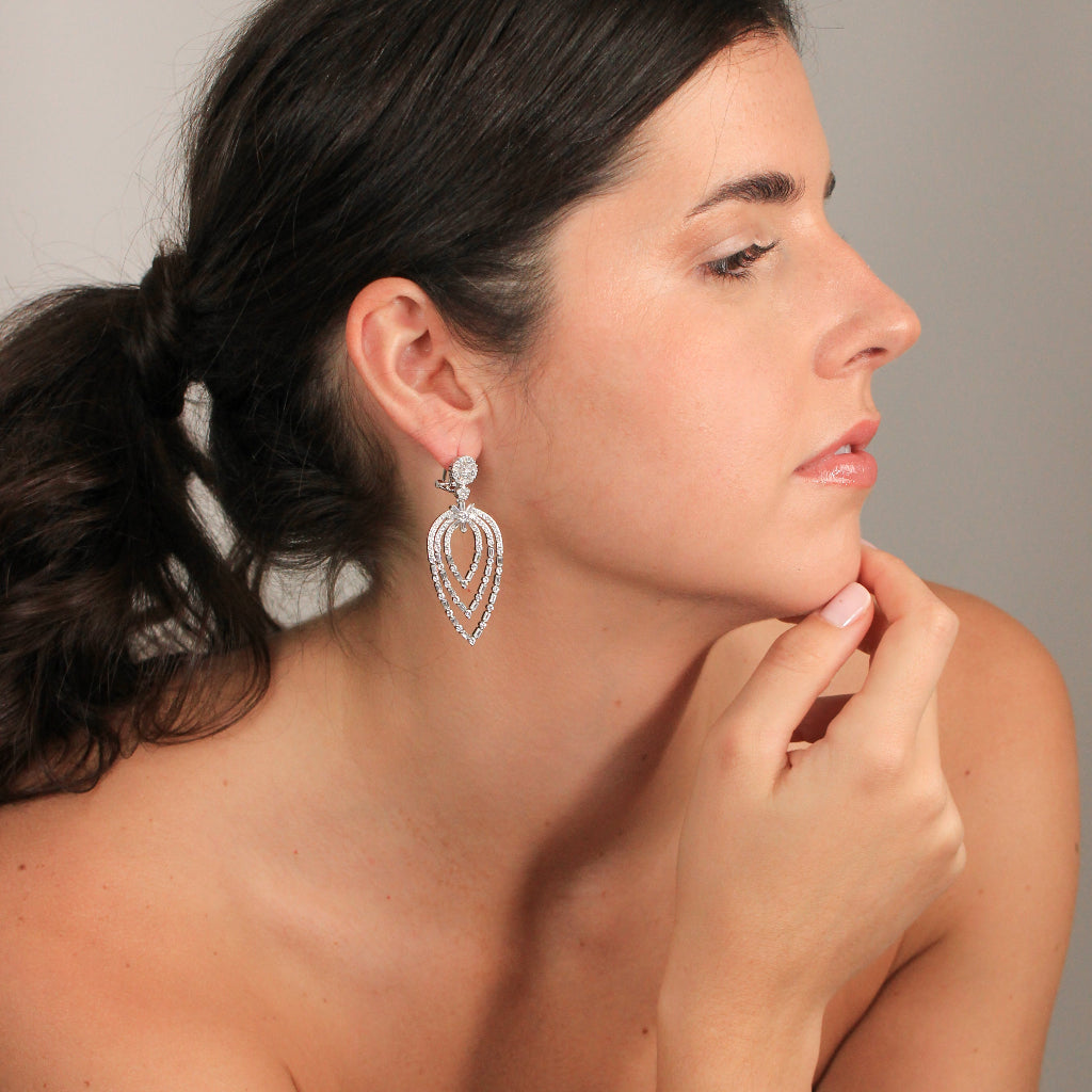 Pendientes originales en plata de primera ley con circonitas