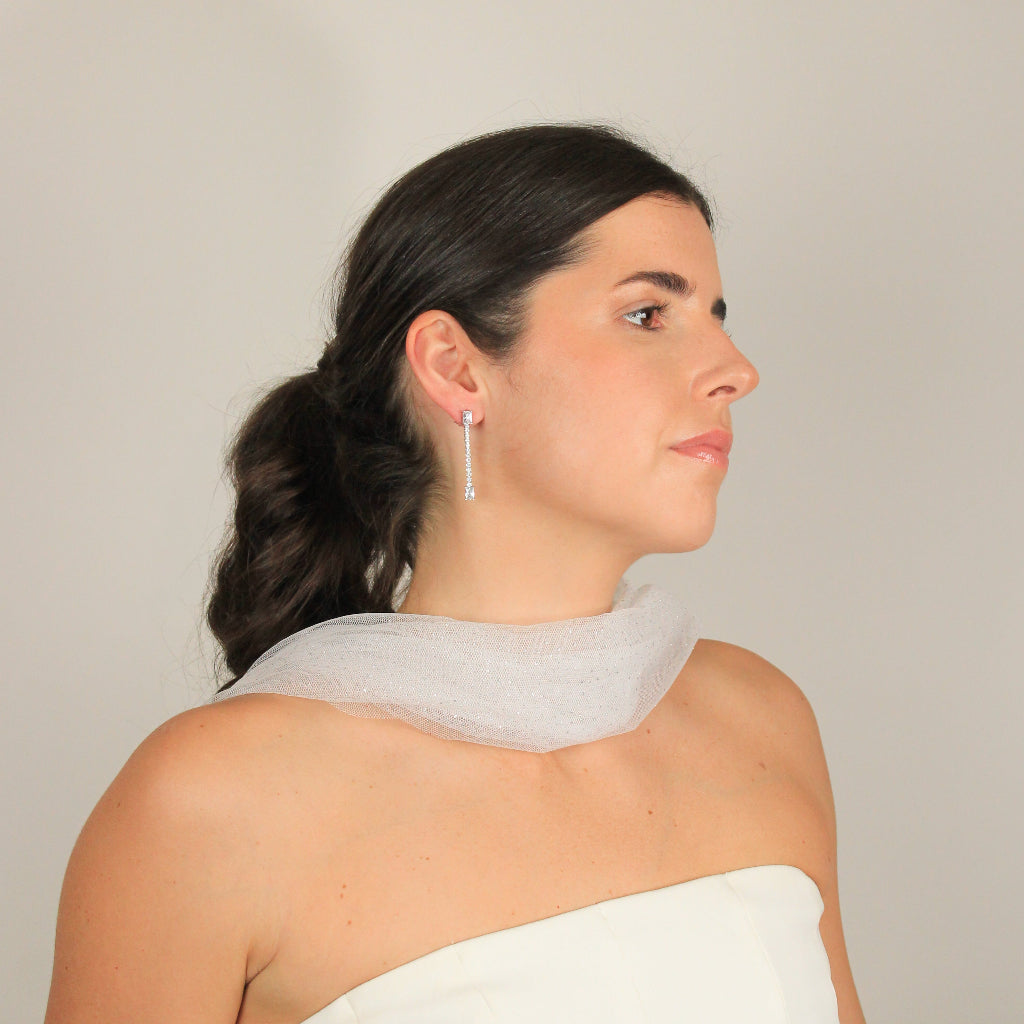 Pendientes largos de novia en plata de primera ley con caída de circonitas